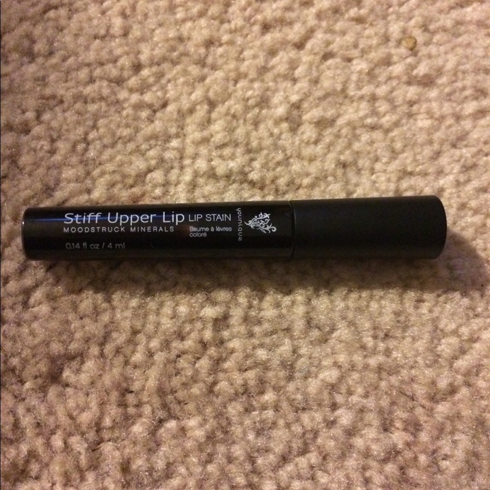 Younique Lip Stain “SOCIAL”